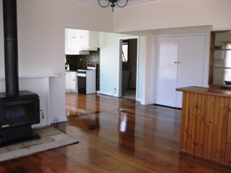 10 Barnett Grove, Noble Park VIC 3174