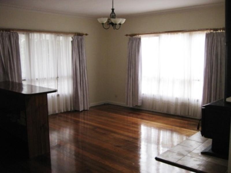 10 Barnett Grove, Noble Park VIC 3174