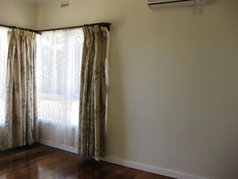 10 Barnett Grove, Noble Park VIC 3174