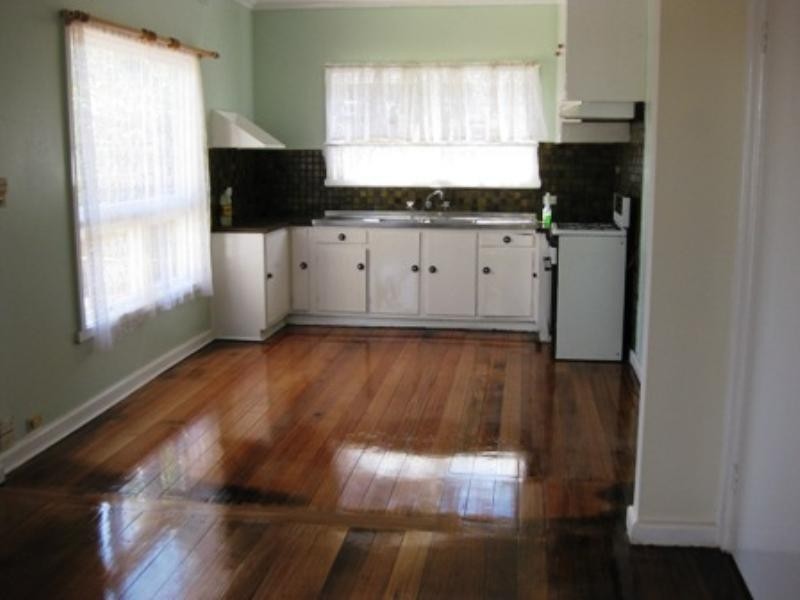 10 Barnett Grove, Noble Park VIC 3174