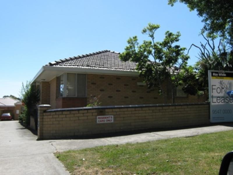 1/18 Dunblane Road, Noble Park VIC 3174