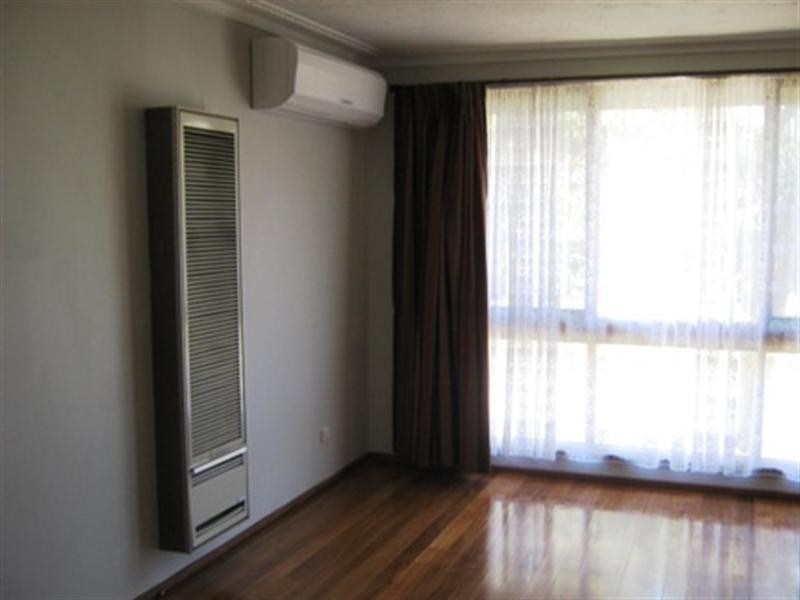 1 Silverdale Court, Springvale South VIC 3172