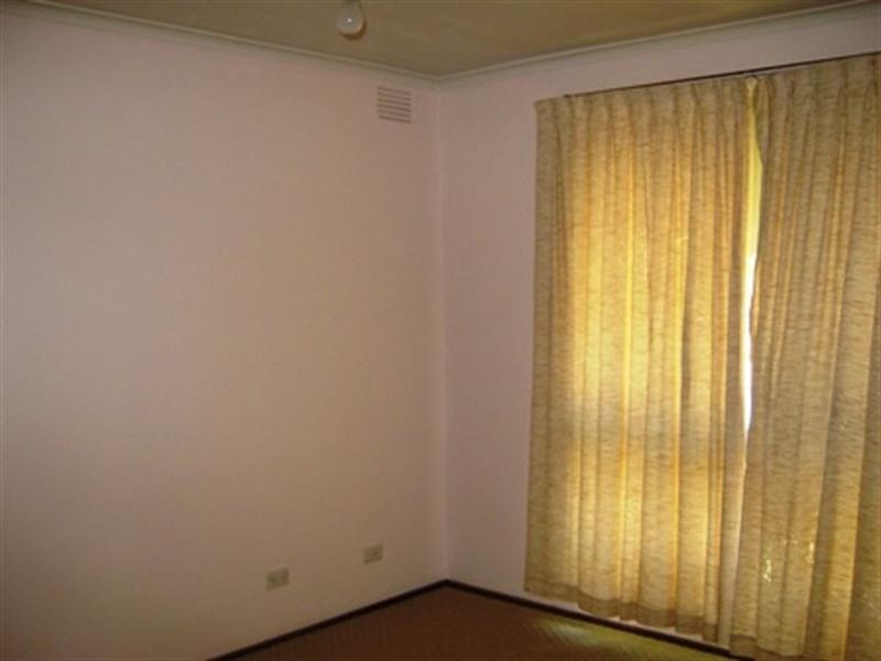 1 Silverdale Court, Springvale South VIC 3172