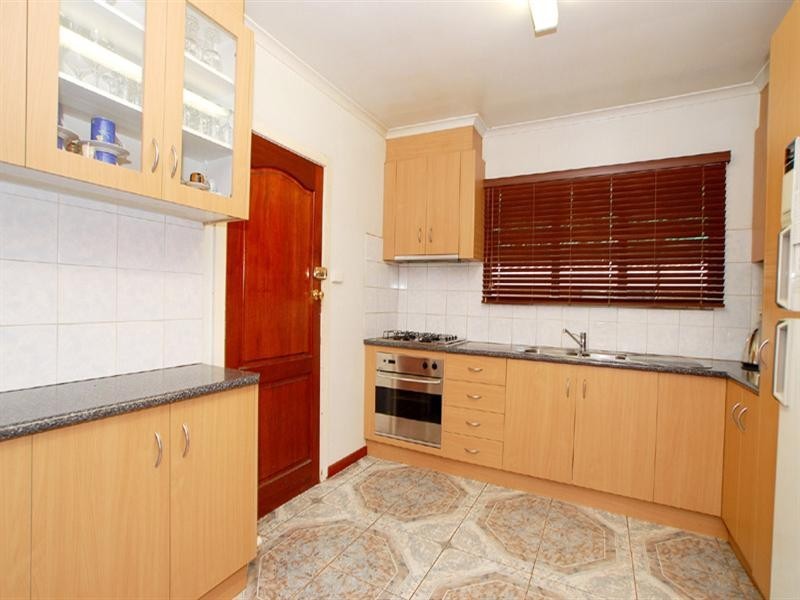 19 Chifley Crescent, Dandenong North VIC 3175