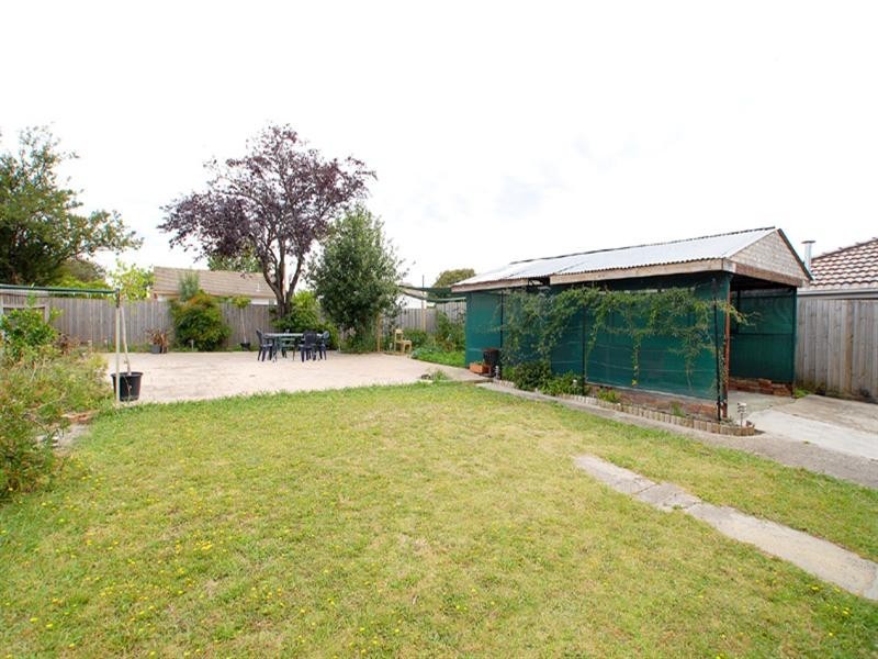 19 Chifley Crescent, Dandenong North VIC 3175