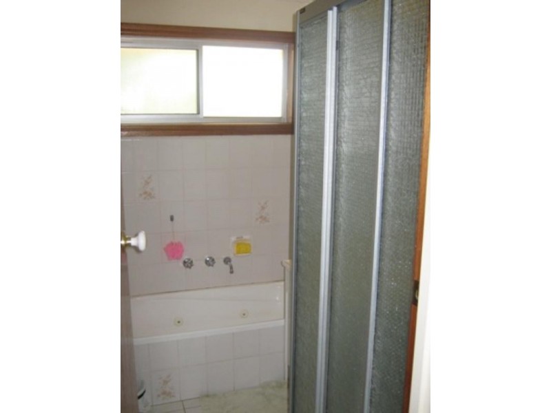 2/6 Kiandra Court, Noble Park VIC 3174