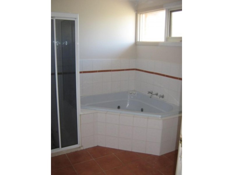 5 Sanders Court,, Narre Warren VIC 3805