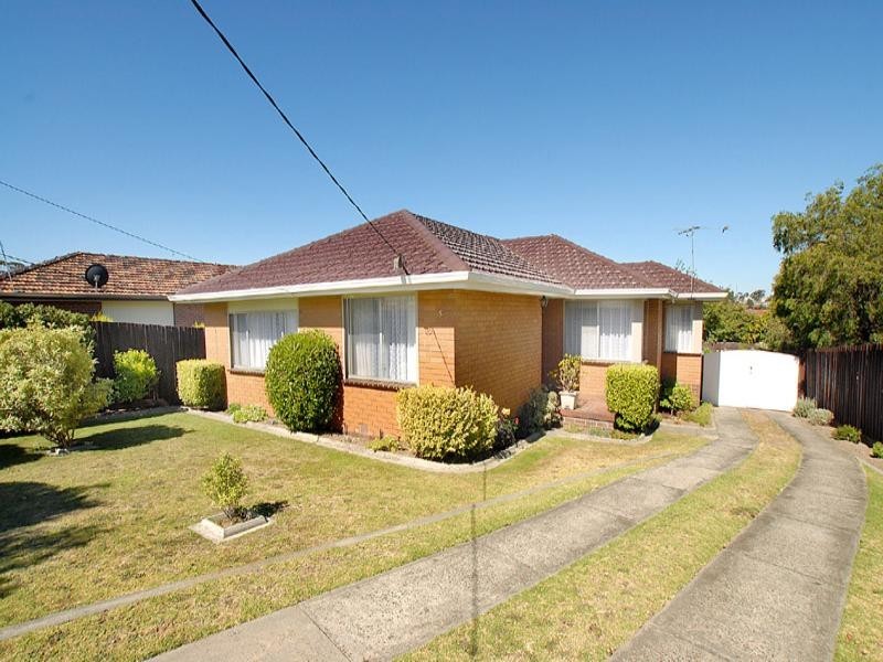 5 Liege Avenue, Noble Park VIC 3174