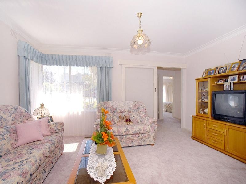 5 Liege Avenue, Noble Park VIC 3174