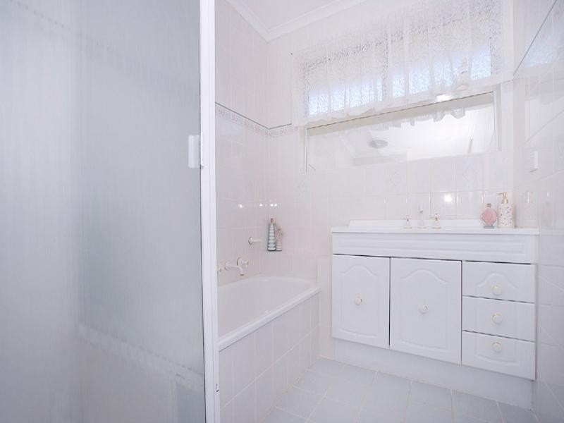 5 Liege Avenue, Noble Park VIC 3174