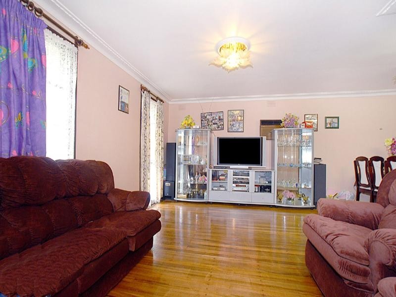 17 Mullum Court, Springvale South VIC 3172