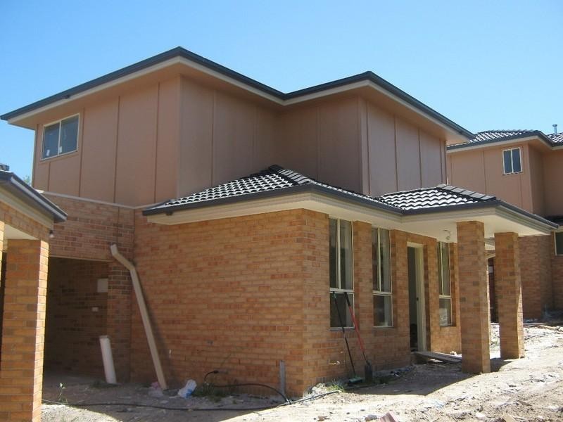 2/5 Logan Court, Noble Park VIC 3174