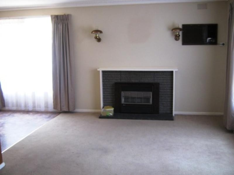 28 Parramatta Crescent, Noble Park VIC 3174