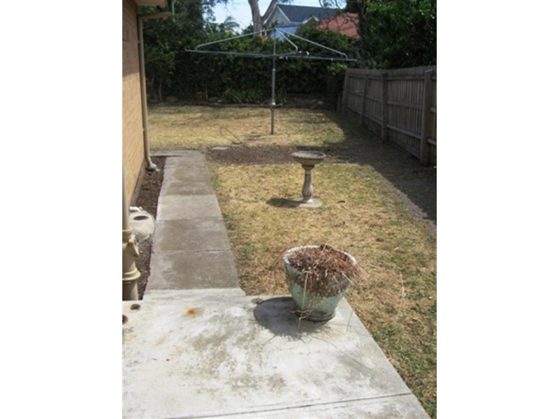 28 Parramatta Crescent, Noble Park VIC 3174