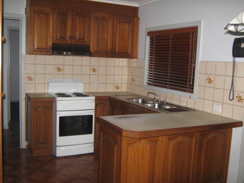 2 Newman Avenue, Noble Park VIC 3174