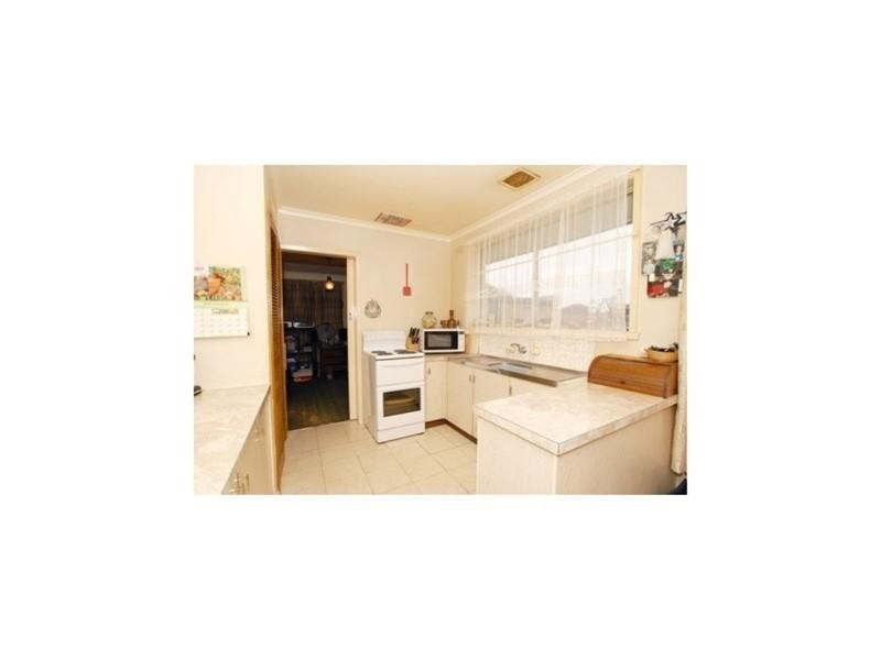 6 Whitmorr Court, Noble Park VIC 3174