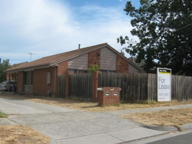 1/16 Sharon Road, Springvale South VIC 3172