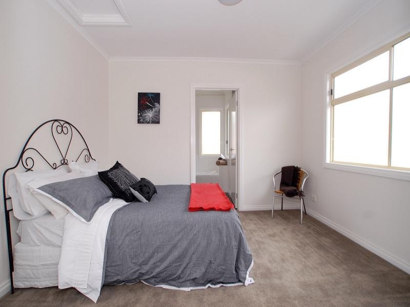 2and5/1227 Heatherton Road, Noble Park VIC 3174