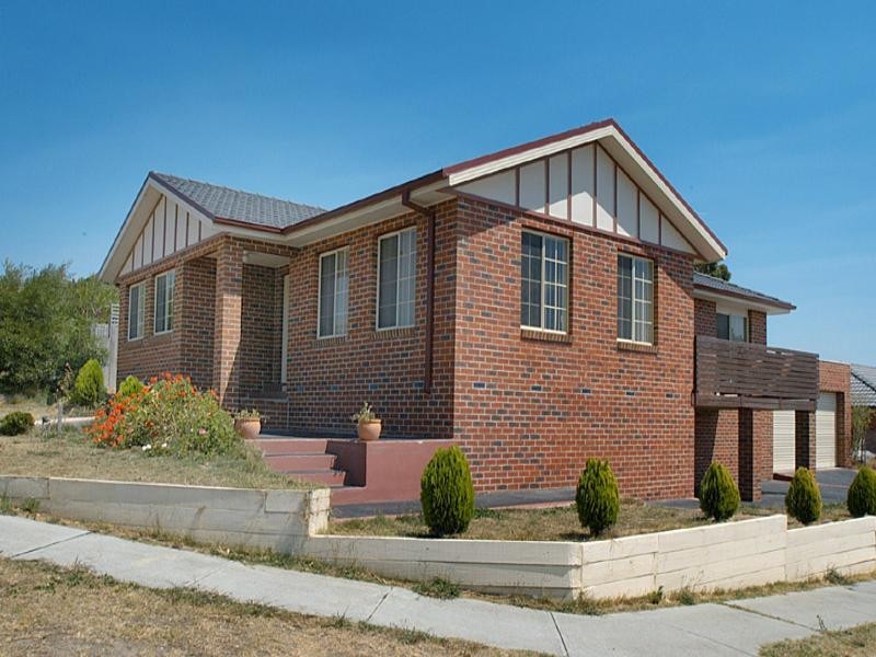 22 Hillview Drive, Carrum Downs VIC 3201