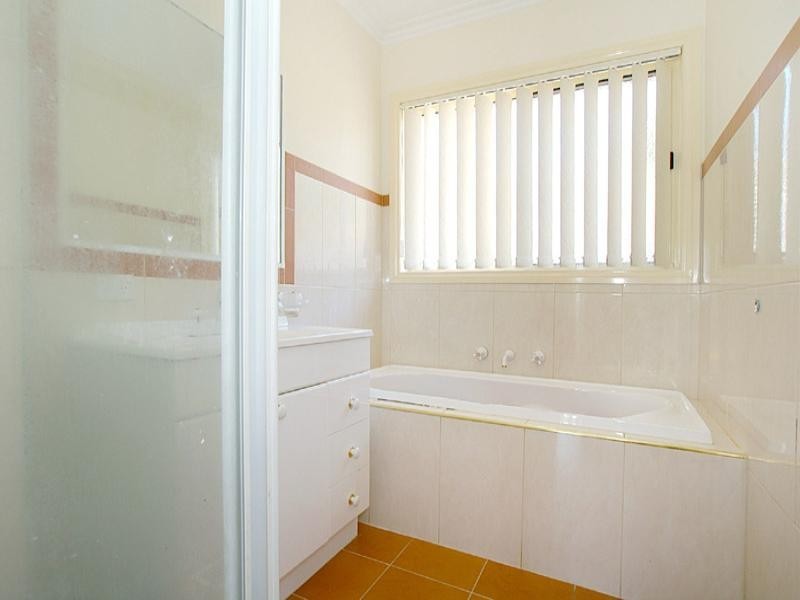 22 Hillview Drive, Carrum Downs VIC 3201