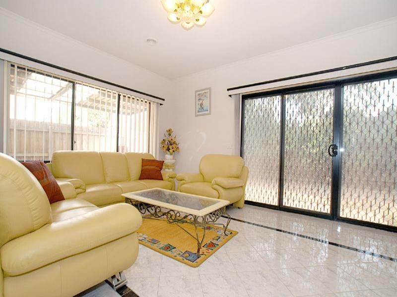 9 Jolimont Place, Dingley Village VIC 3172