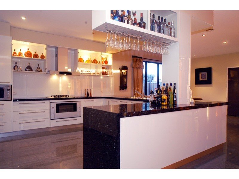 14 Broadwater Drive, Waterways VIC 3195