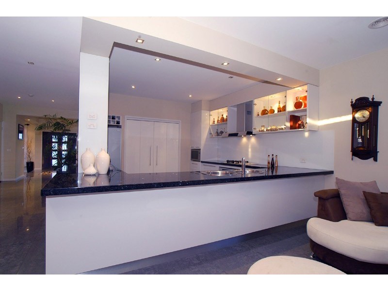 14 Broadwater Drive, Waterways VIC 3195