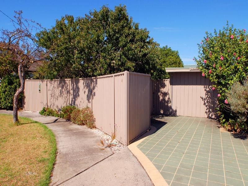 4 Solson Court, Springvale South VIC 3172