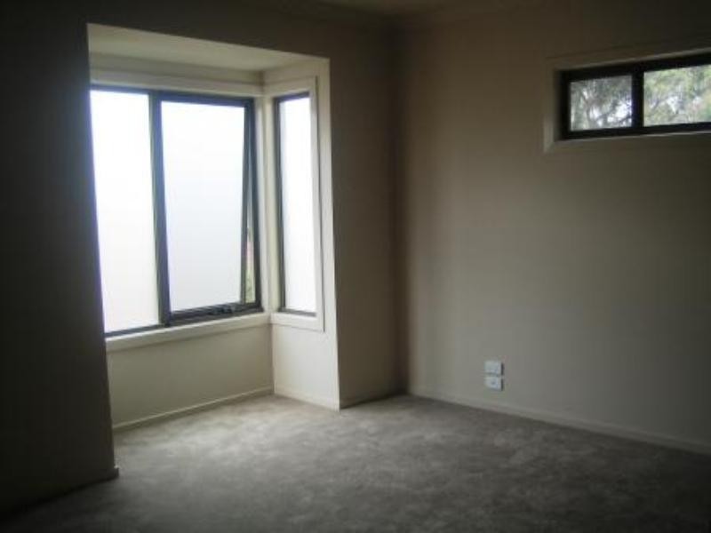 15/42 Liege Avenue, Noble Park VIC 3174