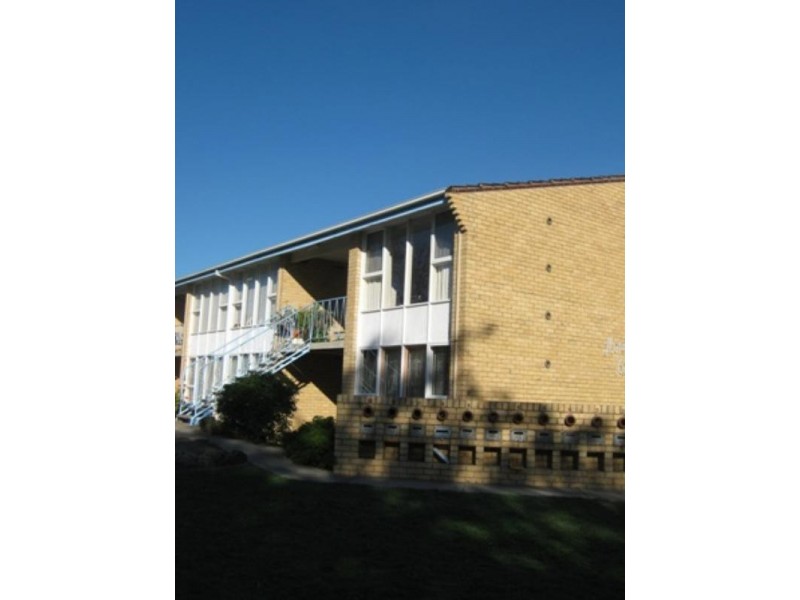 4/9 Kelvinside Road, Noble Park VIC 3174