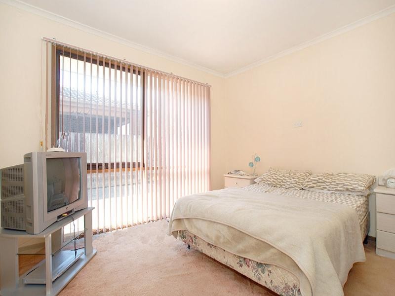 56 Fenton Court, Keysborough VIC 3173