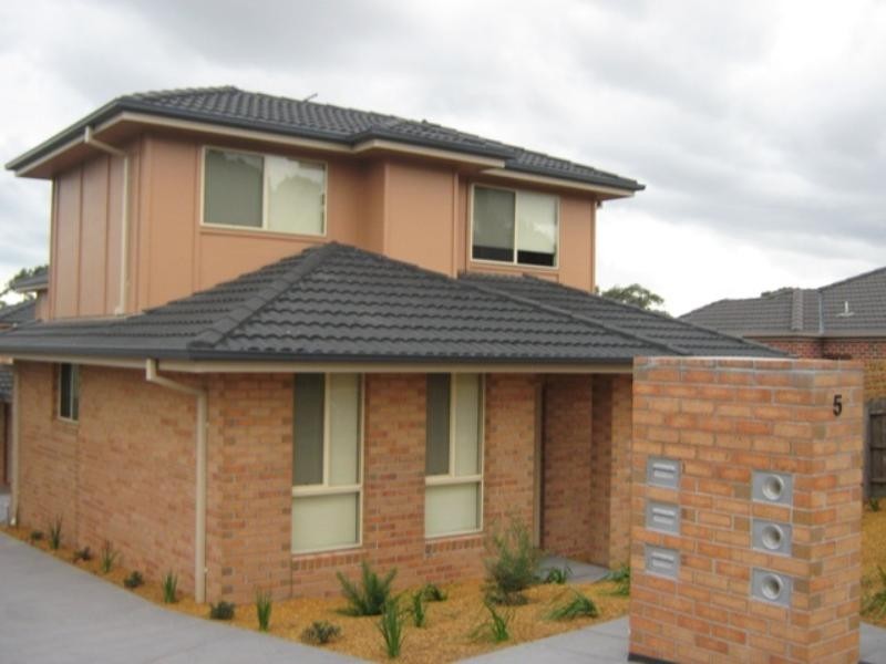 1/5 Logan Court, Noble Park VIC 3174