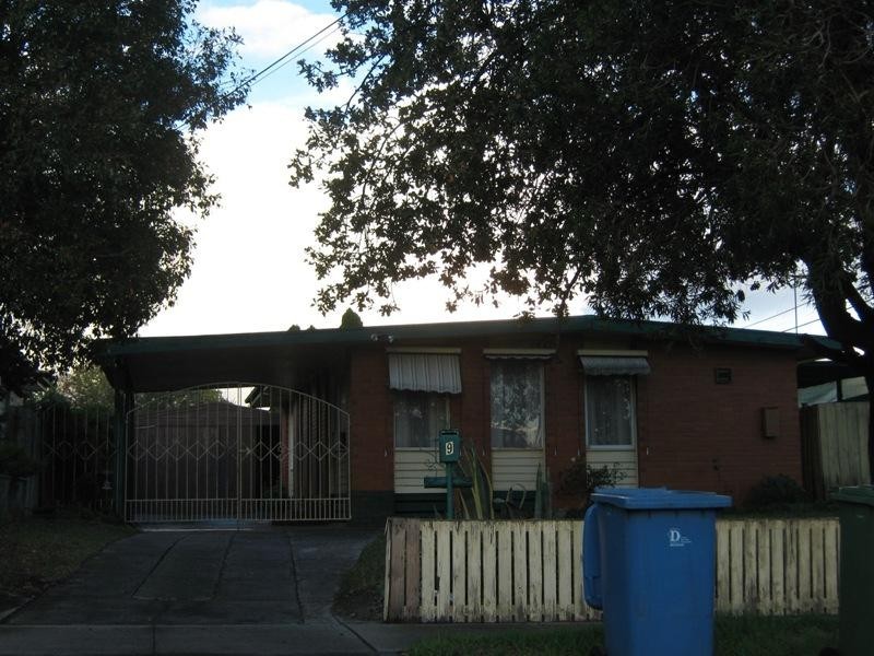 9 Bracknell Street, Keysborough VIC 3173