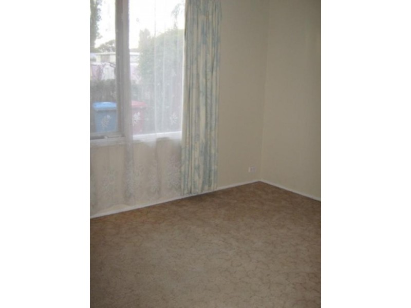 9 Bracknell Street, Keysborough VIC 3173