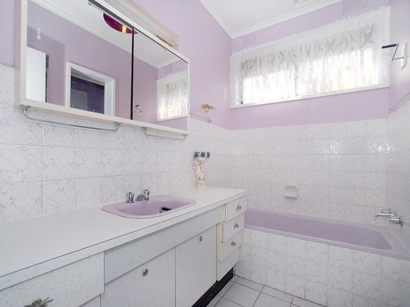 1 Winslow Court, Keysborough VIC 3173
