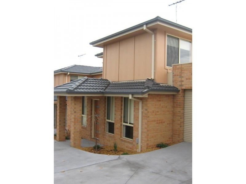 2/5 Logan Court, Noble Park VIC 3174