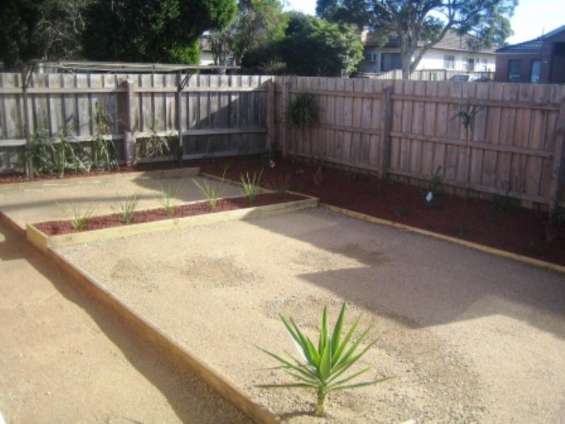 1/16 Sharon Road, Springvale South VIC 3172