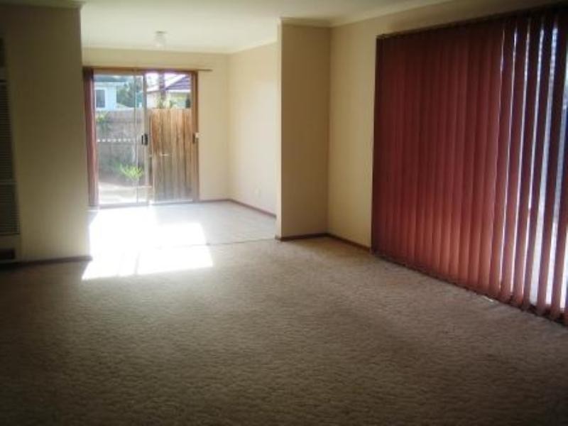 1/16 Sharon Road, Springvale South VIC 3172