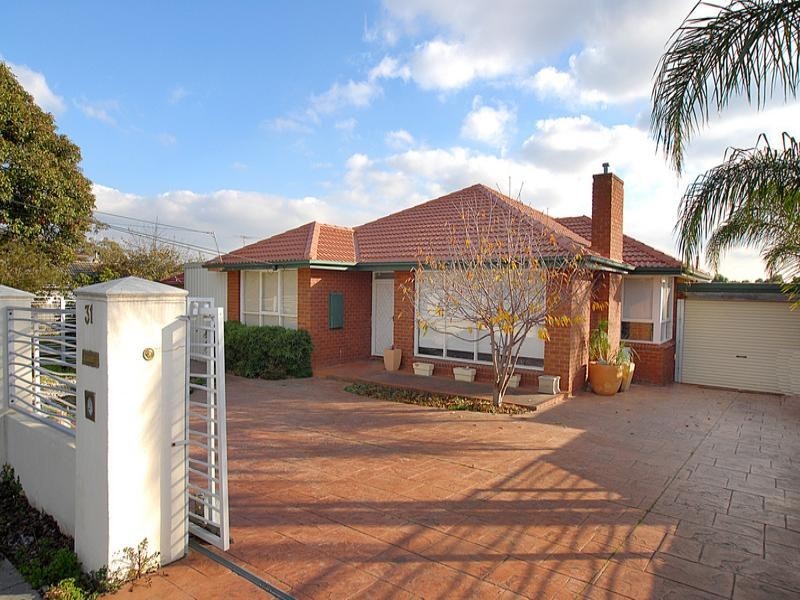 31 Wattle Grove, Mulgrave VIC 3170