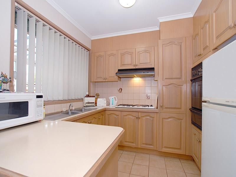 2/9 Dunstan Street, Clayton VIC 3168