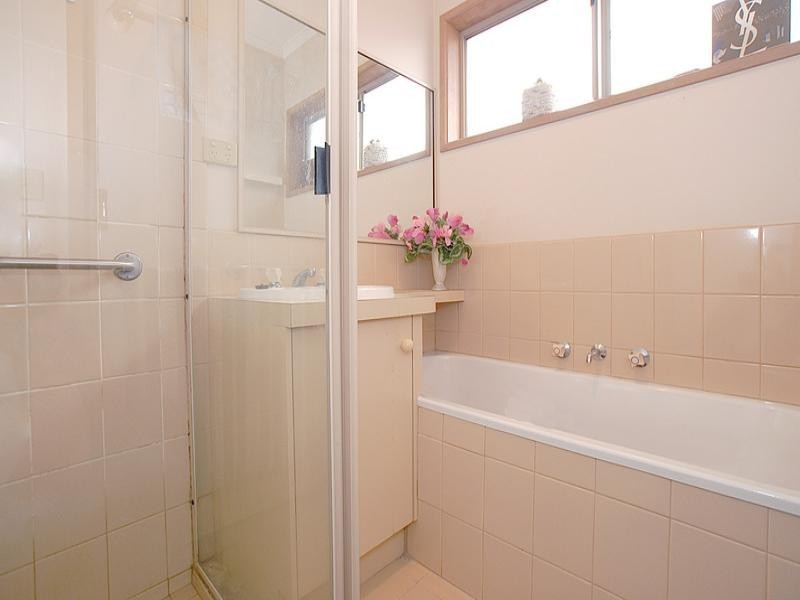 2/9 Dunstan Street, Clayton VIC 3168