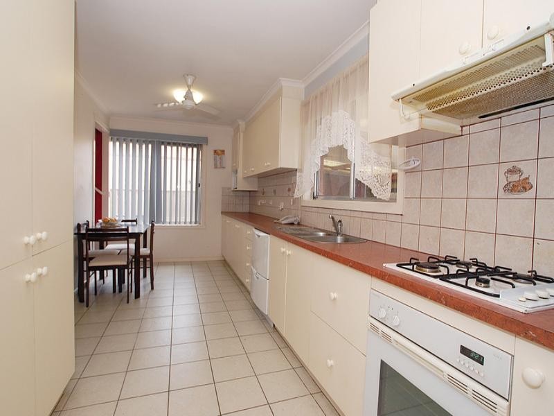 14 Laemmle Street, Dandenong North VIC 3175