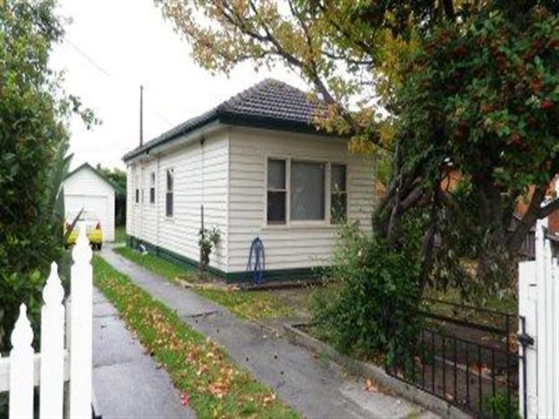 24 Springvale Road, Springvale VIC 3171