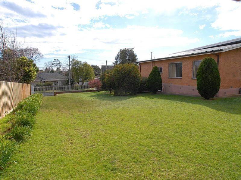 11 Sutherland Road, Dandenong VIC 3175