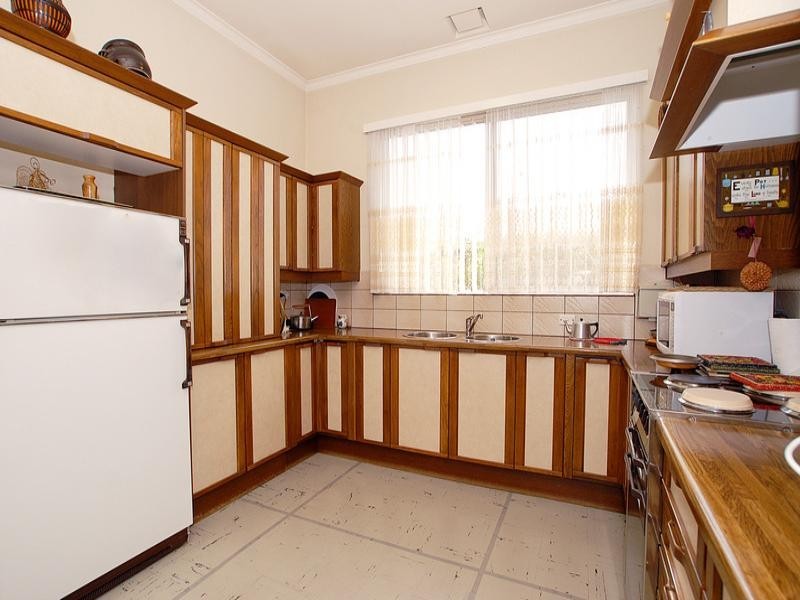 11 Sutherland Road, Dandenong VIC 3175