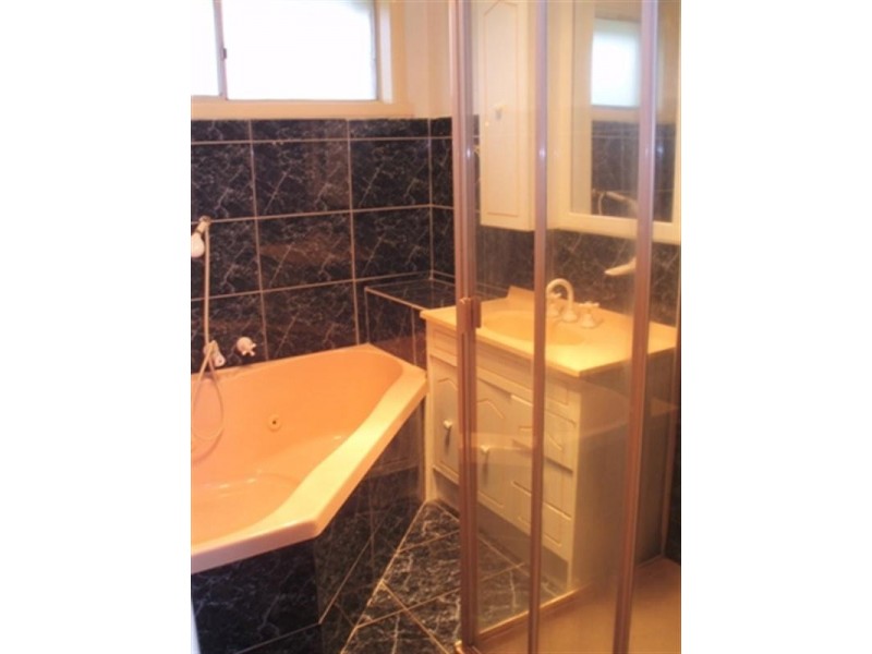 1 Sandy Court, Dandenong North VIC 3175