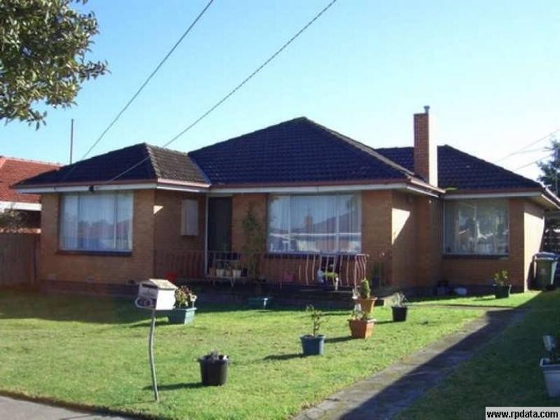 3 Locharn Crescent, Keysborough VIC 3173