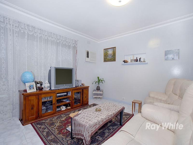 25 Taranto Drive, Noble Park VIC 3174