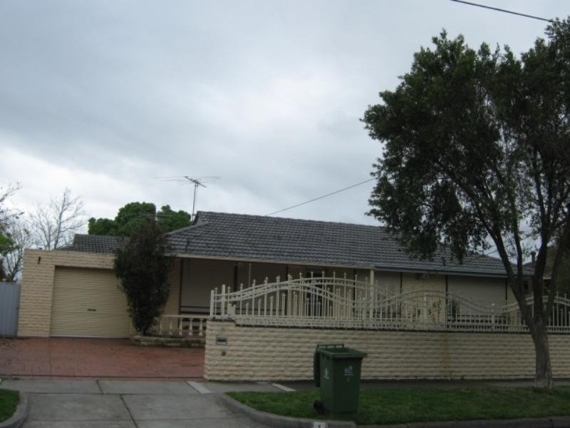 1 Festival Crescent, Keysborough VIC 3173