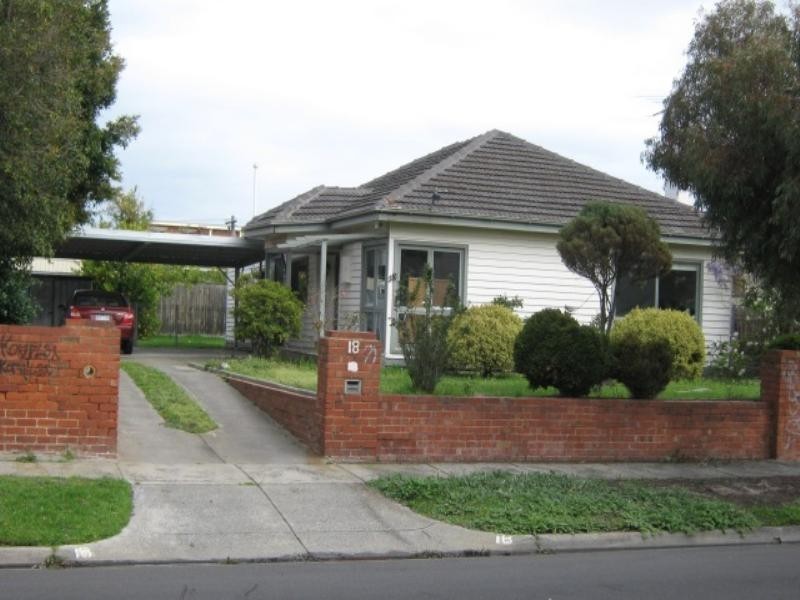 18 Mainehey Crescent, Springvale VIC 3171